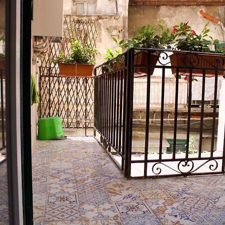 Isola Dei Tesori - Affittacamere Palermo Bagian luar foto