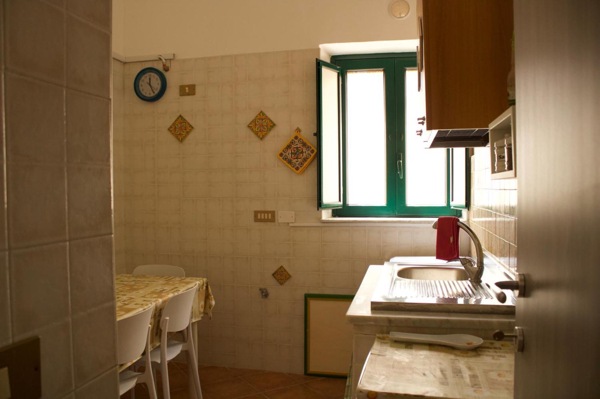 Isola Dei Tesori - Affittacamere Palermo Bagian luar foto